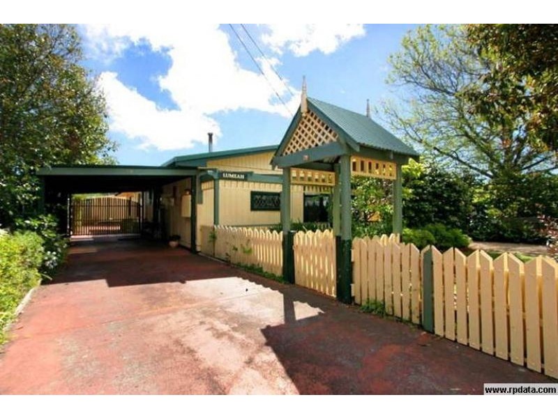 18 Lyon Street, Rosebud VIC 3939