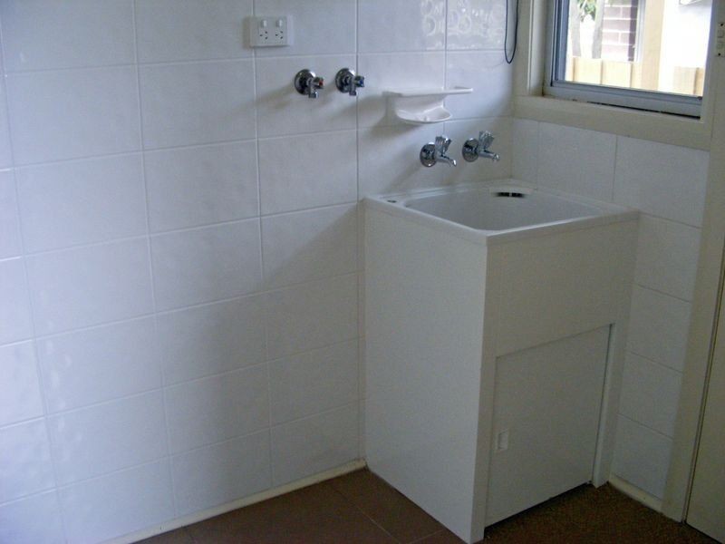 183  EIGHTH AVENUE, Rosebud VIC 3939