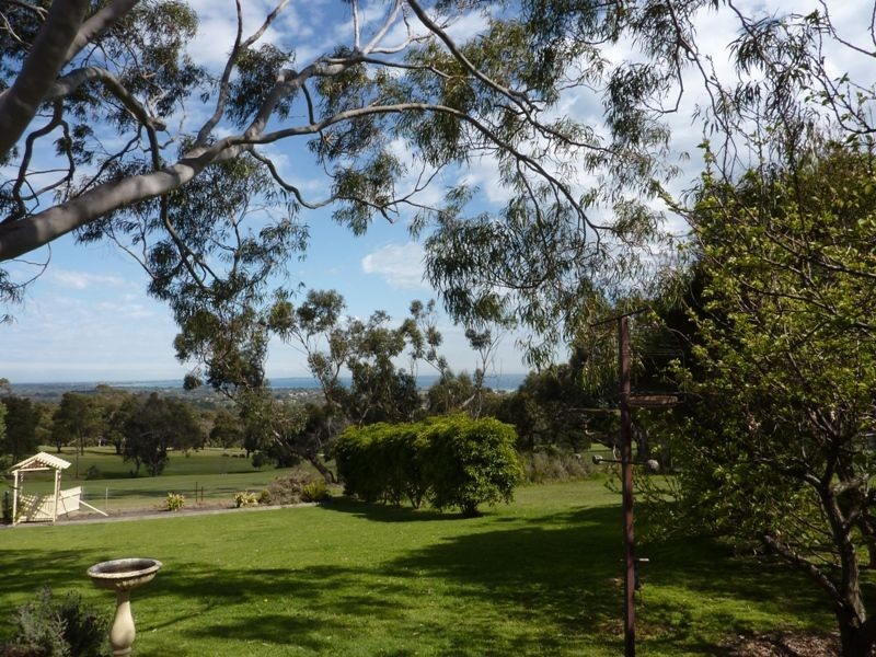 30 St Andrews Avenue, Rosebud VIC 3939