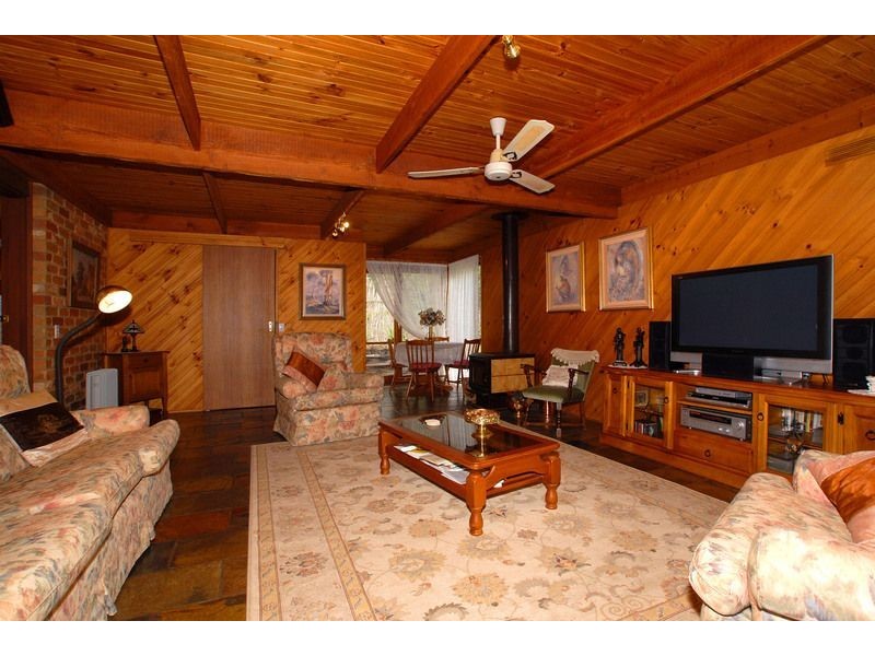 61 Austin Avenue, Mccrae VIC 3938