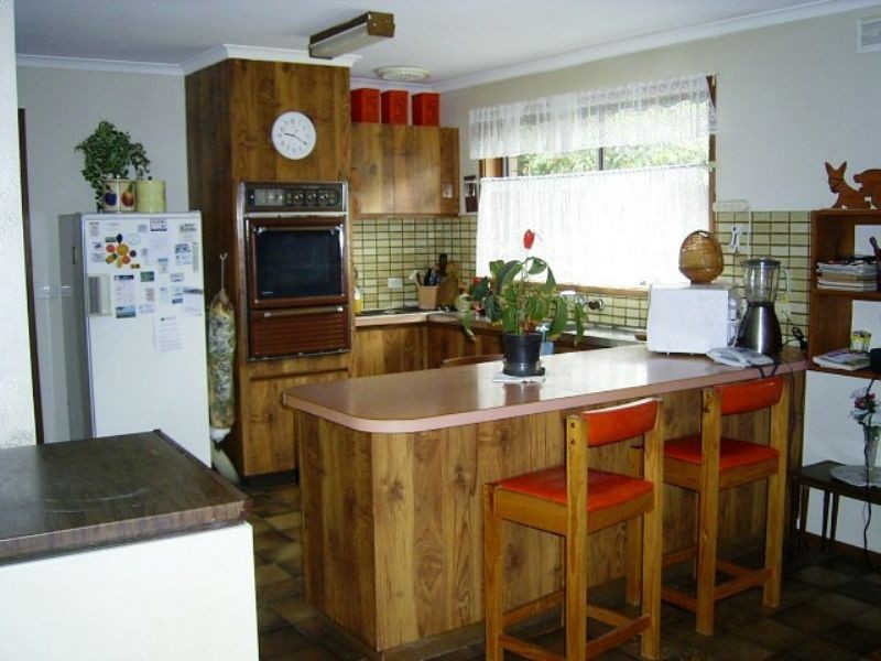 64  Tarwarri Avenue, Rosebud West VIC 3940