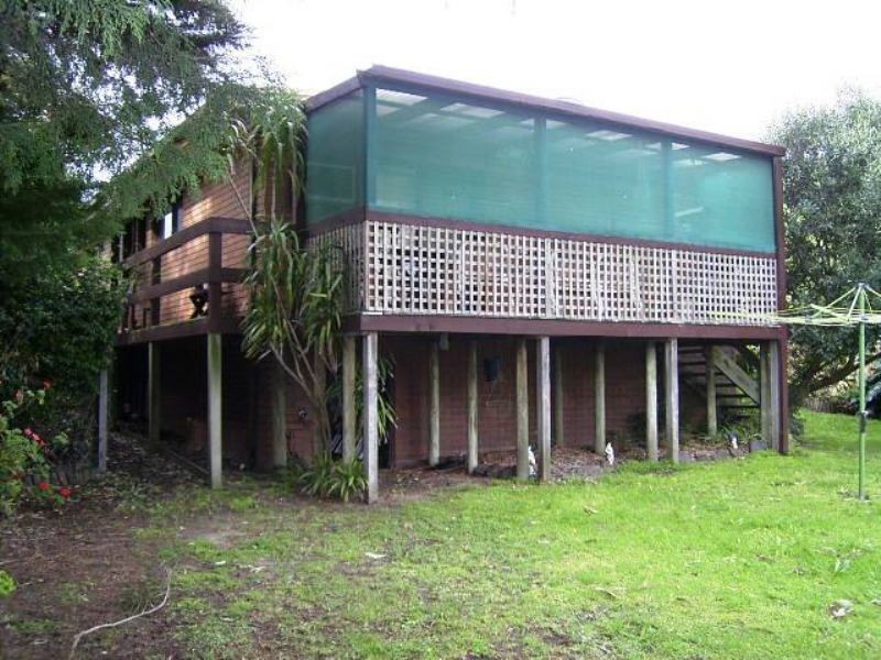 64  Tarwarri Avenue, Rosebud West VIC 3940