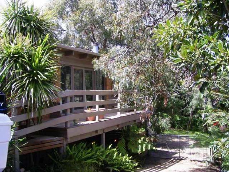 7 Warrain Avenue, Rosebud VIC 3939