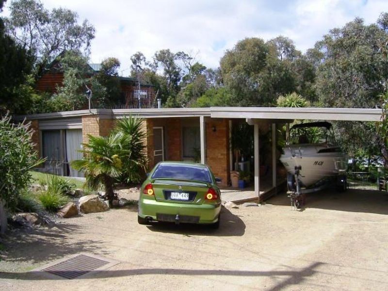 7 Warrain Avenue, Rosebud VIC 3939