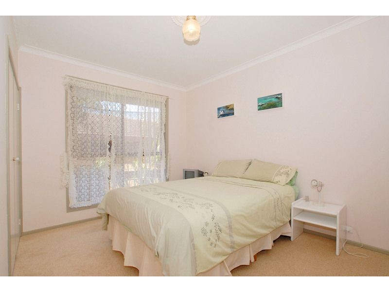 30 Walpole Avenue, Rosebud VIC 3939