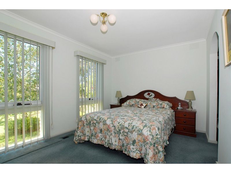16 Balaka Street, Rosebud West VIC 3940