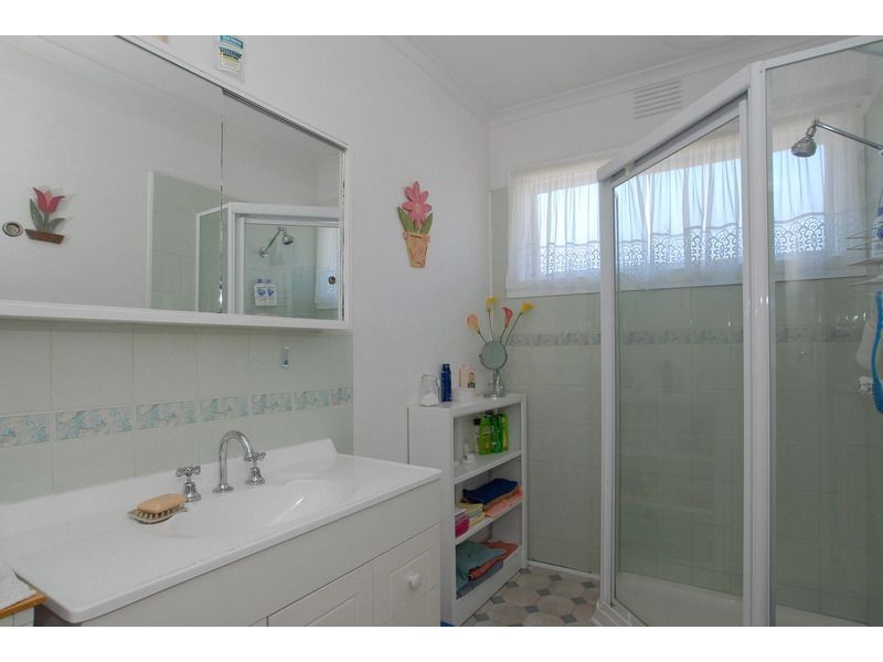 16 Balaka Street, Rosebud West VIC 3940