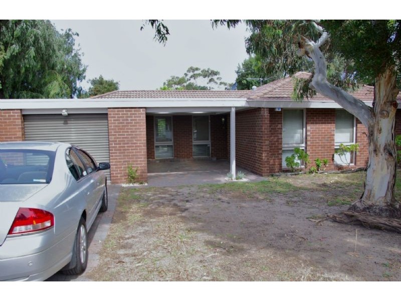 15 Cootamundra Avenue, Rosebud West VIC 3940