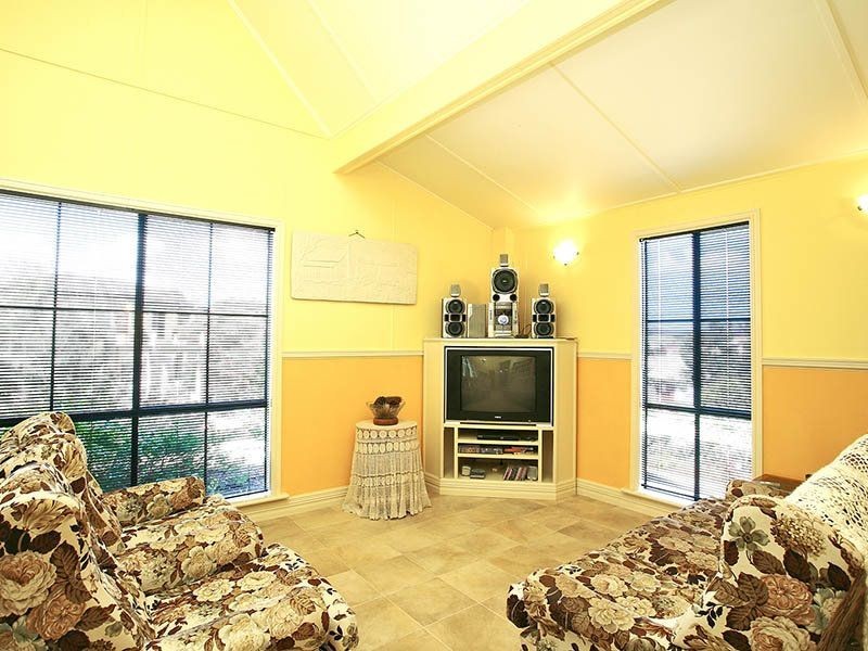 2 Sandpiper Court, Rosebud West VIC 3940