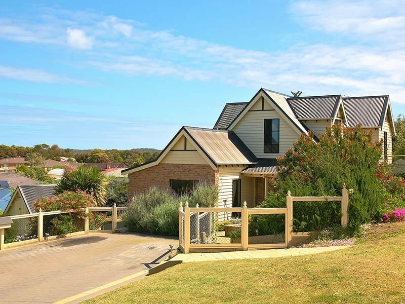 2 Sandpiper Court, Rosebud West VIC 3940