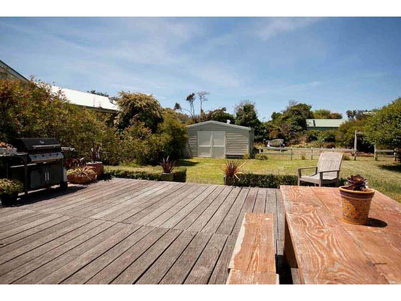 Sorrento VIC 3943