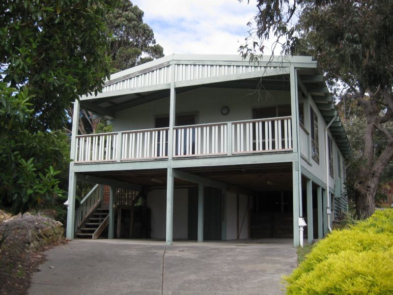 23 Carrajung Street, Rosebud VIC 3939