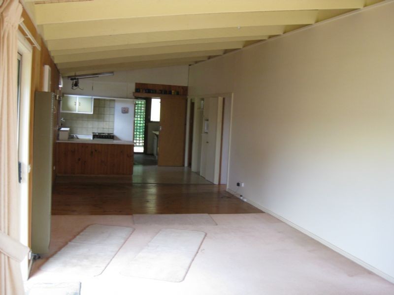 23 Carrajung Street, Rosebud VIC 3939