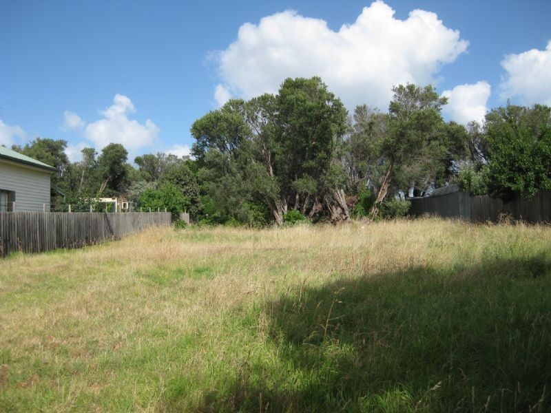 84 Elizabeth Avenue, Rosebud West VIC 3940