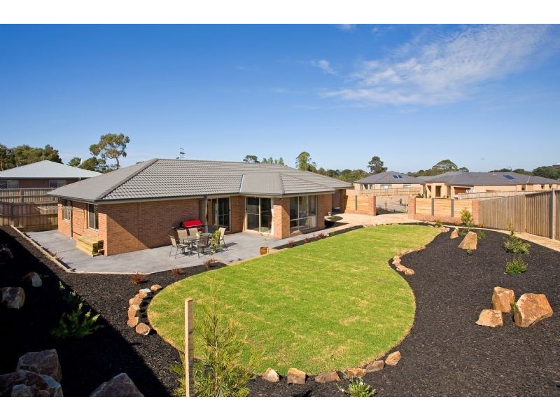 6 Rosella Rise, Rosebud VIC 3939