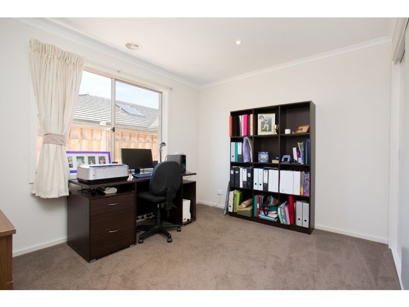 6 Rosella Rise, Rosebud VIC 3939