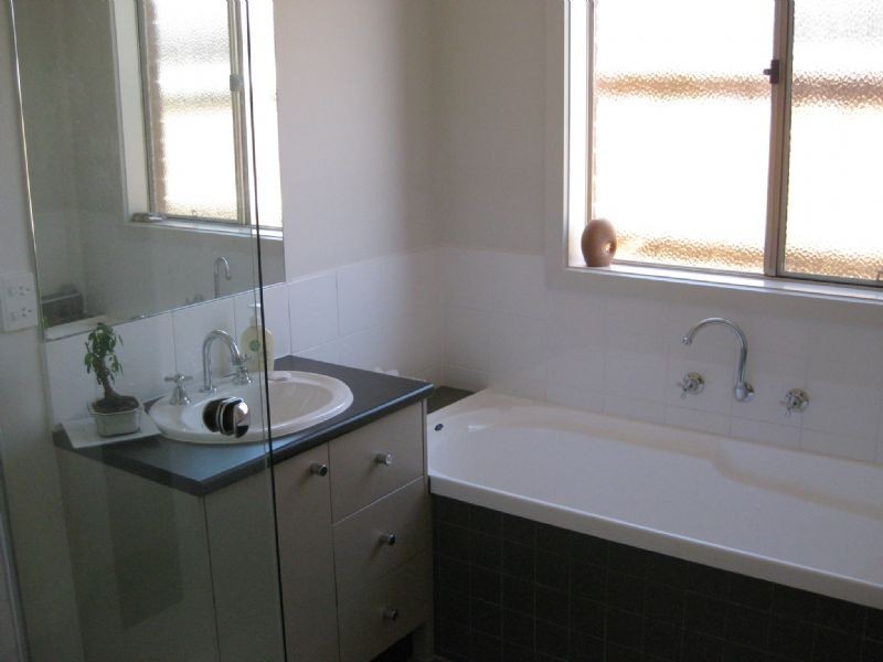 6 Rosella Rise, Rosebud VIC 3939