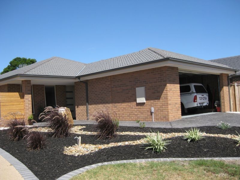 6 Rosella Rise, Rosebud VIC 3939