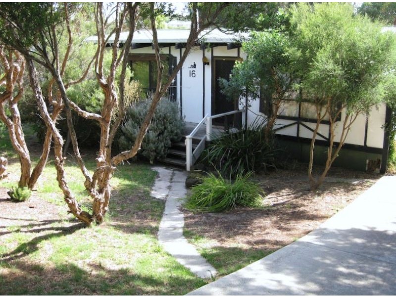 16 Nero Avenue, St Andrews Beach VIC 3941