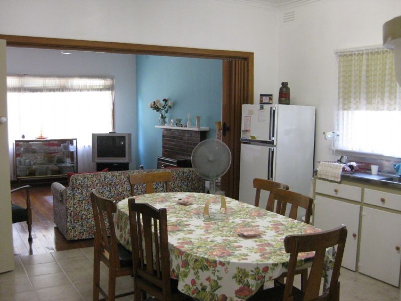 464 Eastbourne Road, Rosebud West VIC 3940