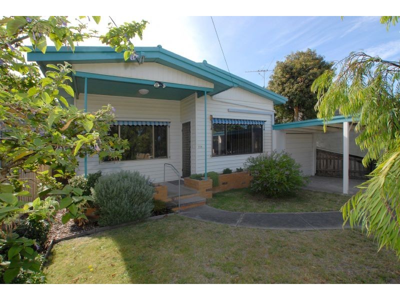 113 Ninth Avenue, Rosebud VIC 3939