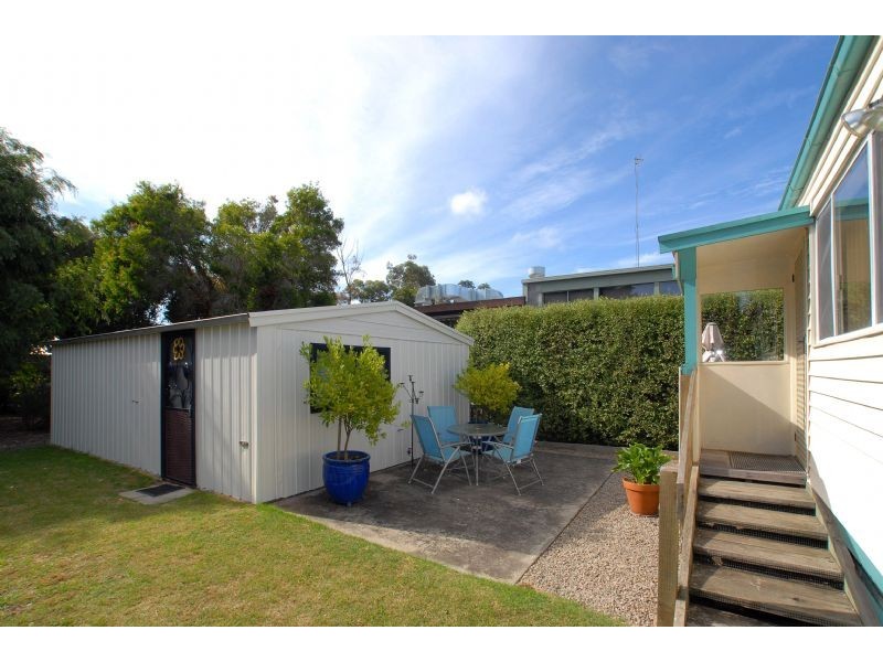 113 Ninth Avenue, Rosebud VIC 3939