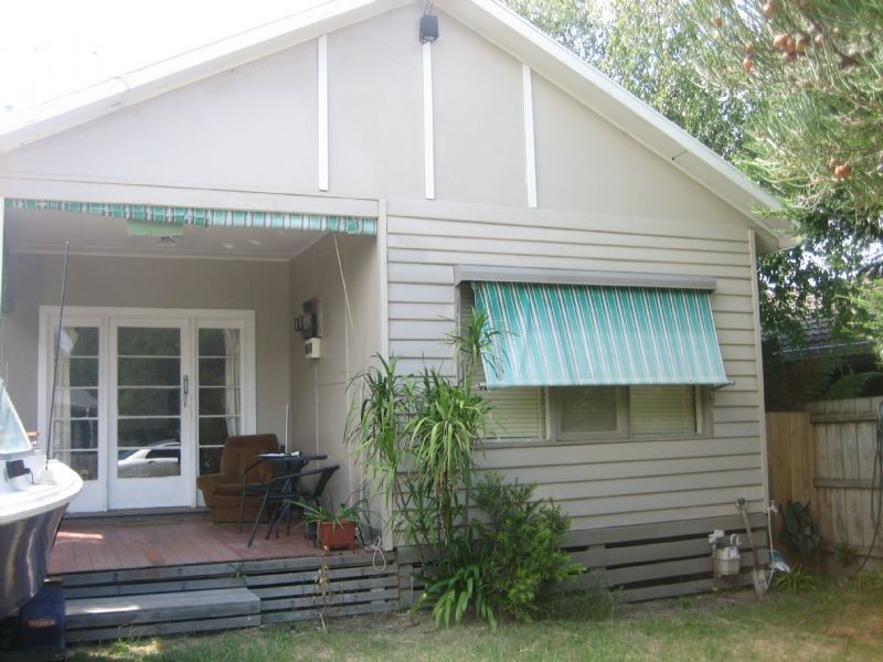 61 Seventh Avenue, Rosebud VIC 3939