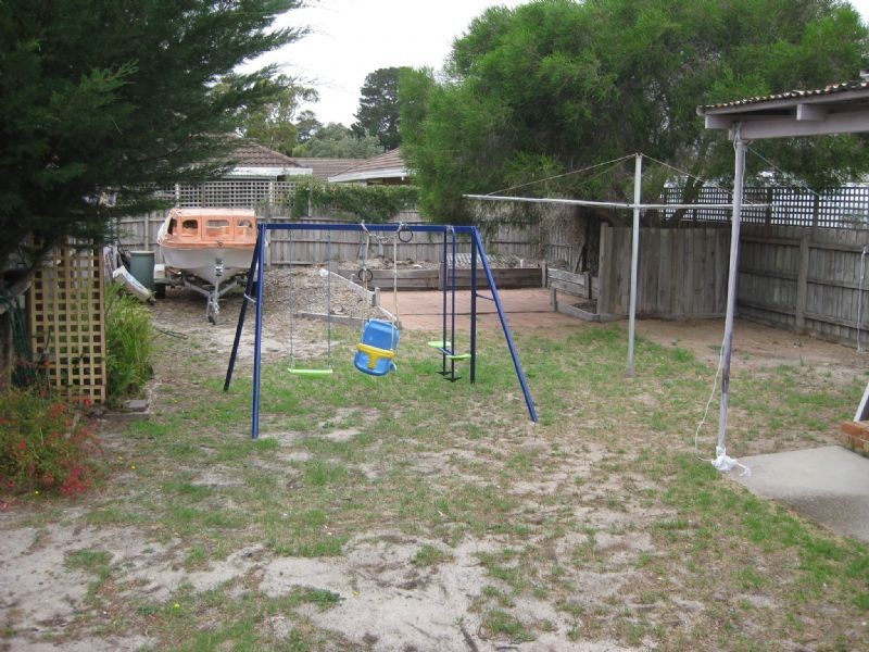 13 Percival Street, Rosebud West VIC 3940