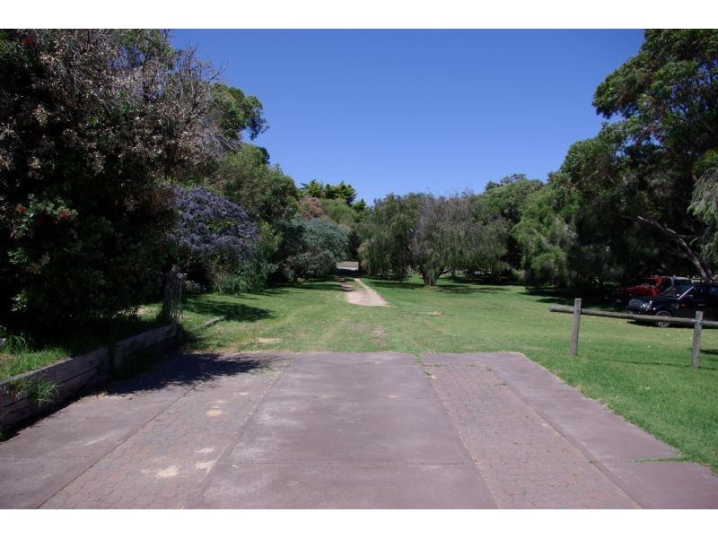 124 Browns Road, Rosebud VIC 3939