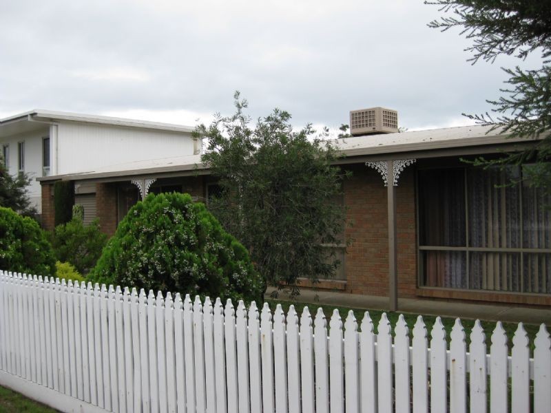 492 Eastbourne Road, Rosebud VIC 3939