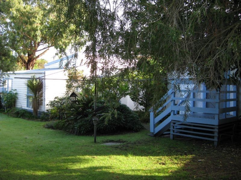 29-31 Sixth Avenue, Rosebud VIC 3939