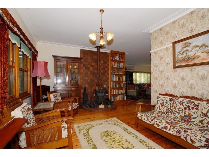 1 Florence Avenue, Rosebud West VIC 3940