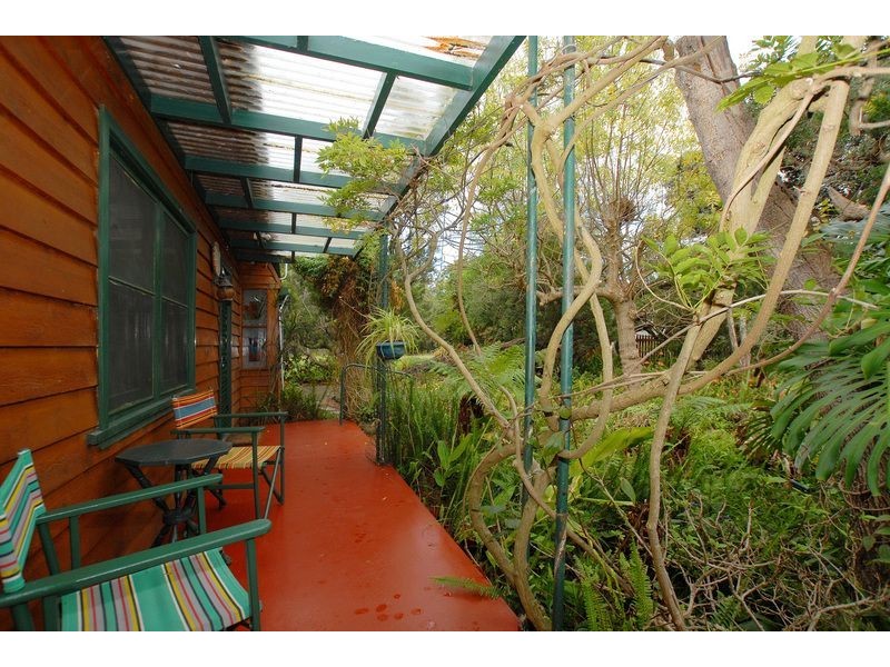 1 Florence Avenue, Rosebud West VIC 3940