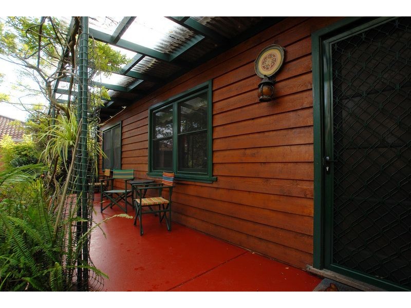 1 Florence Avenue, Rosebud West VIC 3940