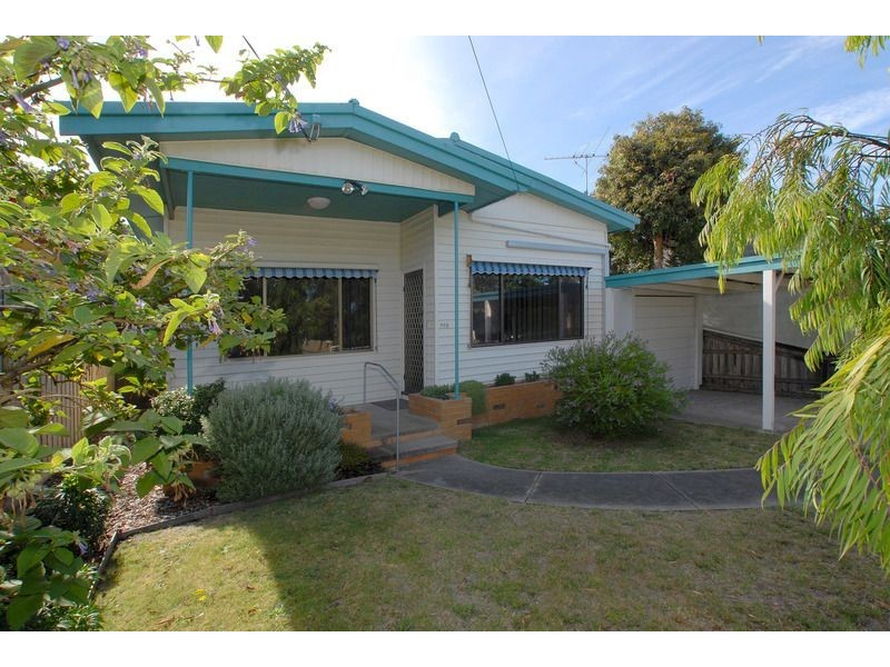 113 Ninth Avenue, Rosebud VIC 3939