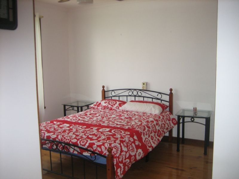 18 Balaka Street, Rosebud West VIC 3940