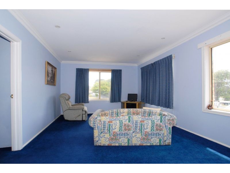 111 Truemans Road, Rosebud West VIC 3940