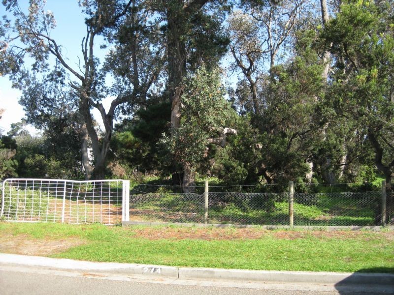 2-4 Mirriam Avenue, Rosebud West VIC 3940