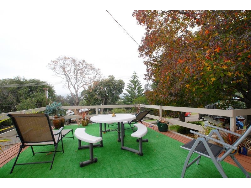 92-94 Fifth Avenue, Rosebud VIC 3939