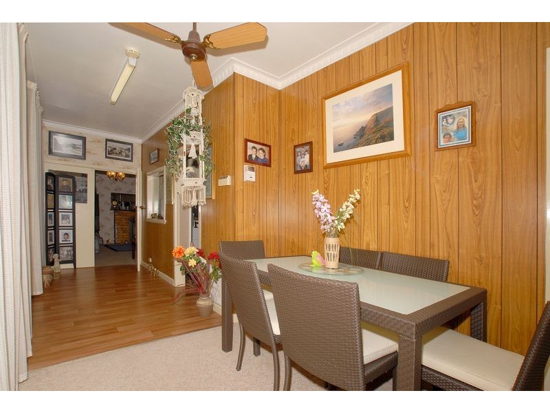 92-94 Fifth Avenue, Rosebud VIC 3939