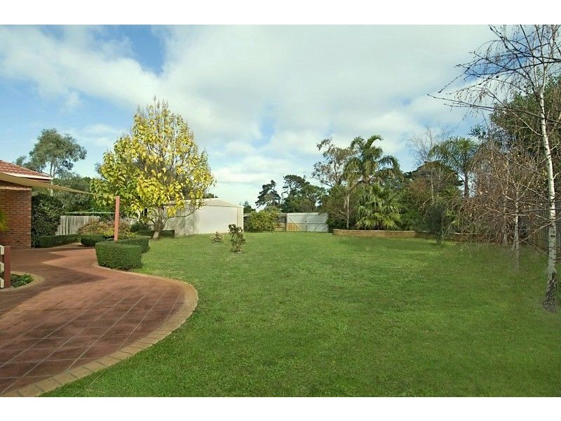 8 Mirriam Avenue, Rosebud West VIC 3940