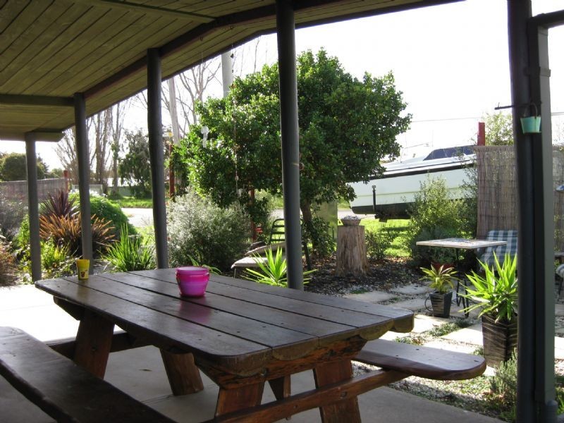 90 Elizabeth Avenue, Rosebud West VIC 3940