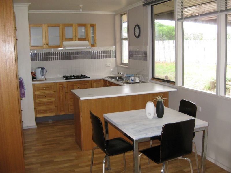 89 Cootamundra Avenue, Rosebud West VIC 3940