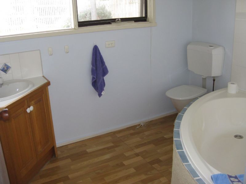 89 Cootamundra Avenue, Rosebud West VIC 3940