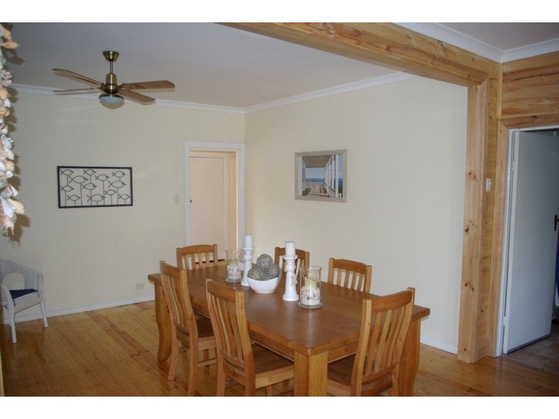 28 Foam Street, Rosebud VIC 3939