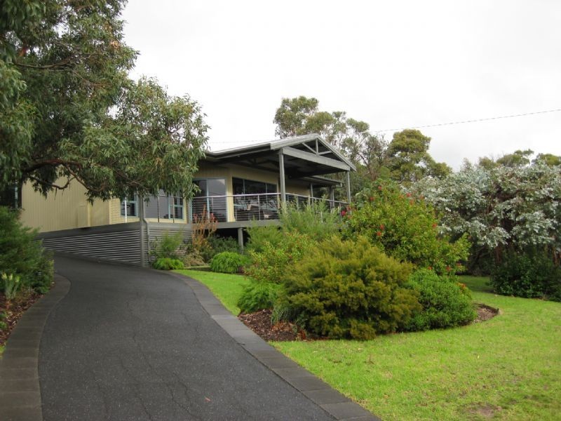 37 Cairn Road, Mccrae VIC 3938