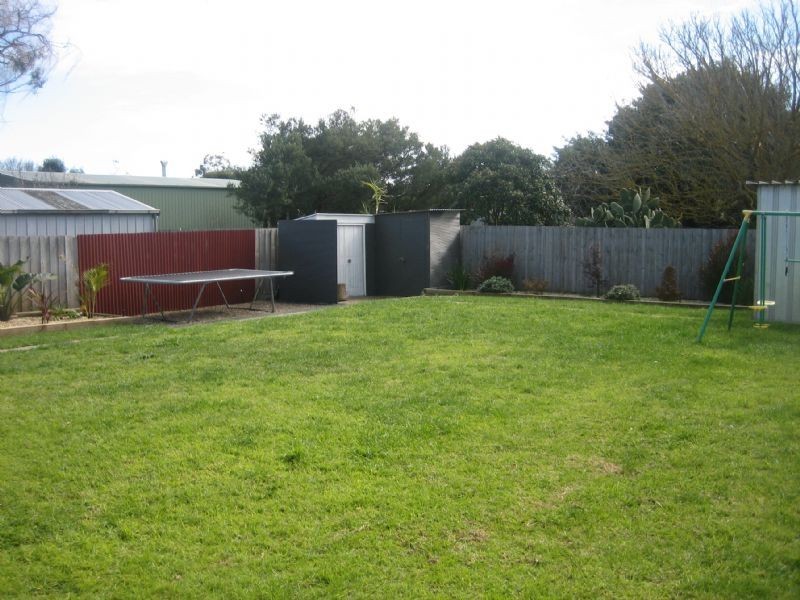 32 Russell Street, Tootgarook VIC 3941