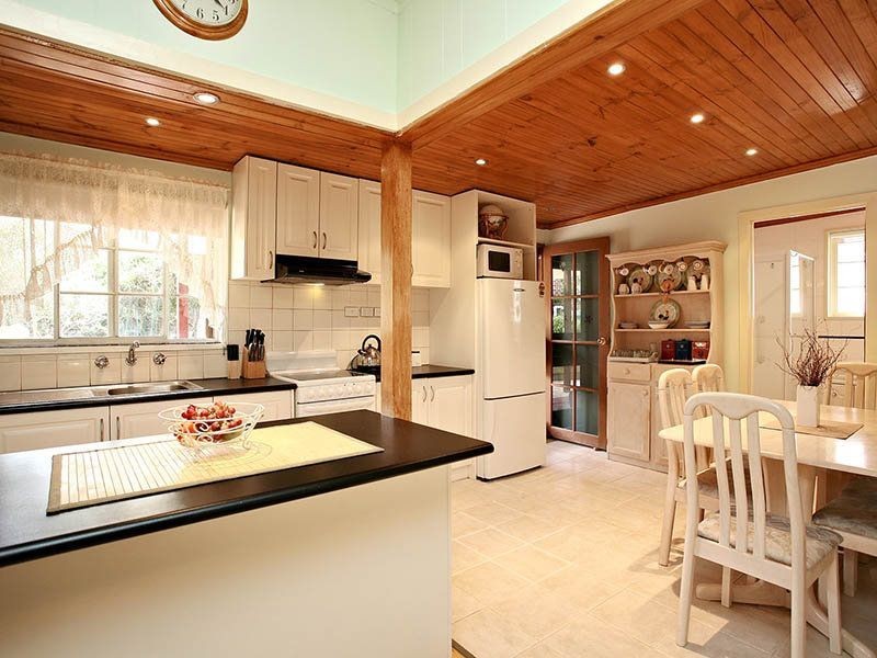 50 First Avenue, Rosebud VIC 3939