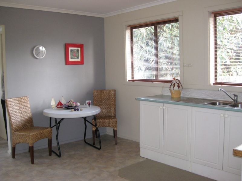 15 Tarwarri Avenue, Rosebud VIC 3939