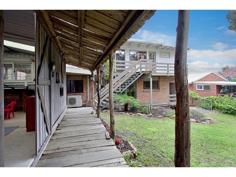 23 Carrathool Avenue, Rosebud VIC 3939